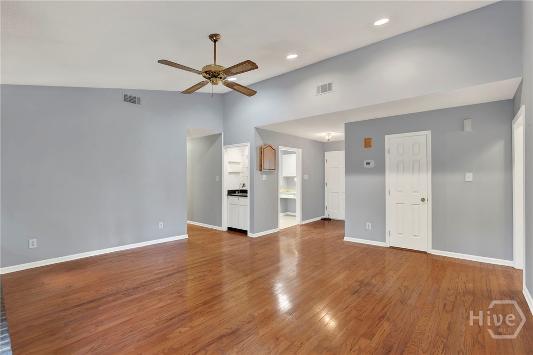 6 Cove Drive Property Photo 25