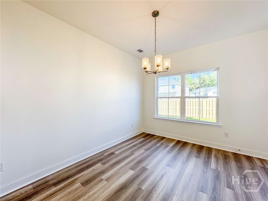 190 Hamilton Drive Property Photo 8