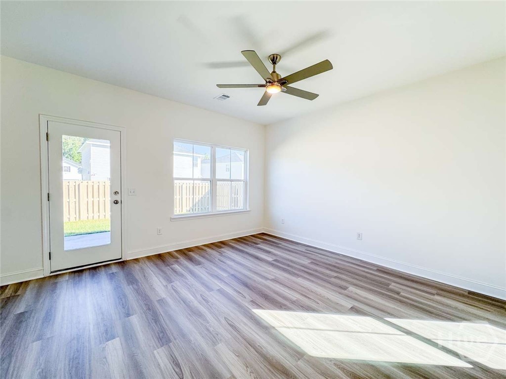 190 Hamilton Drive Property Photo 9