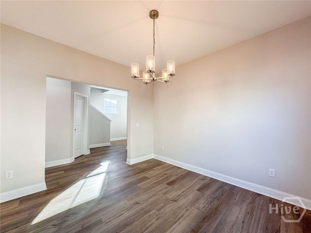 178 Hamilton Drive Property Photo 4