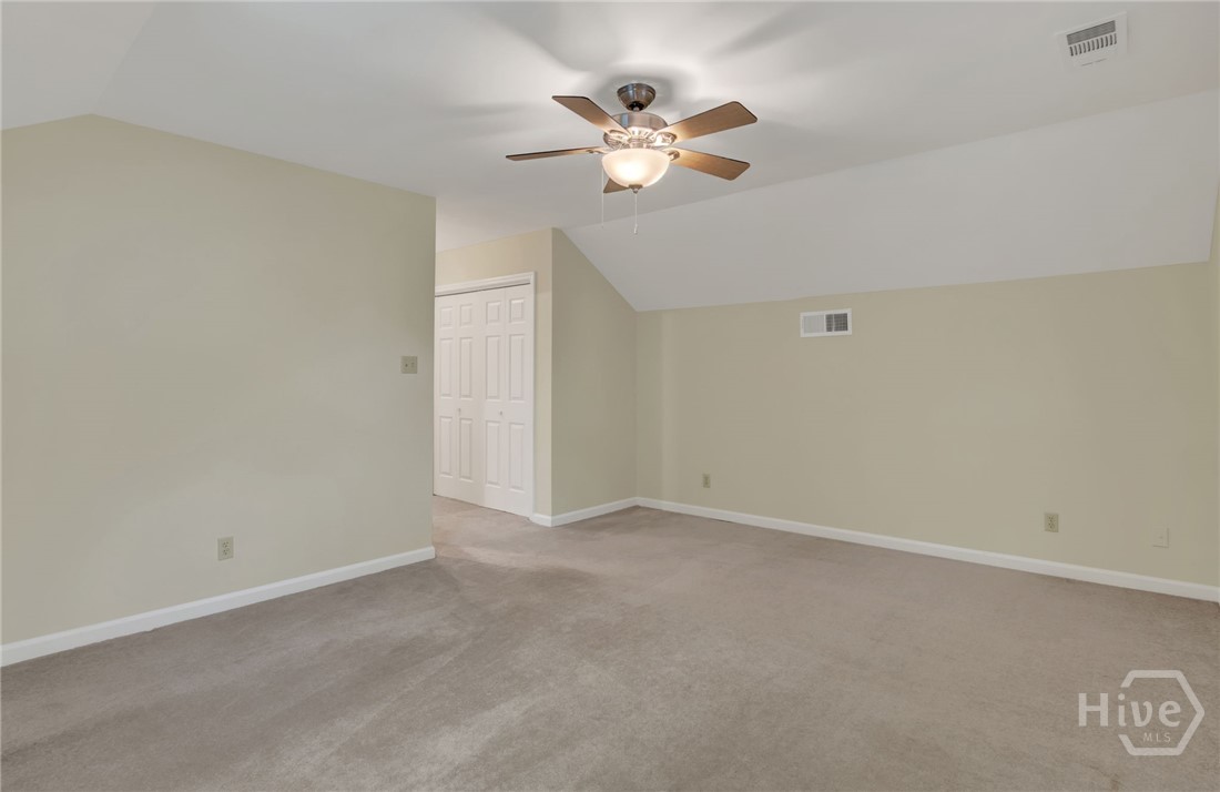 7 Planters Lane Property Photo 26