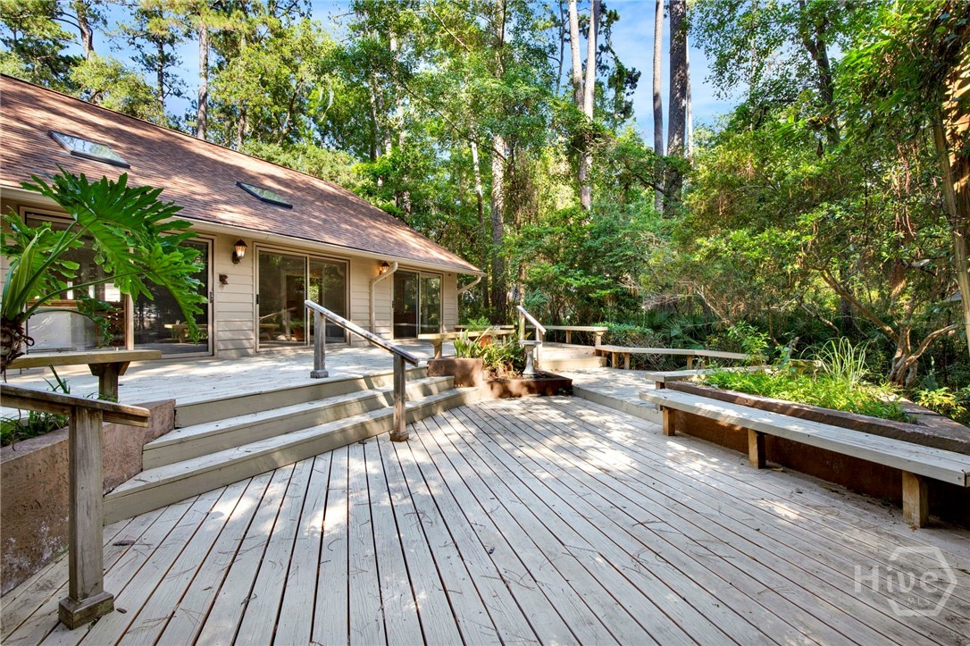 7 Planters Lane Property Photo 37