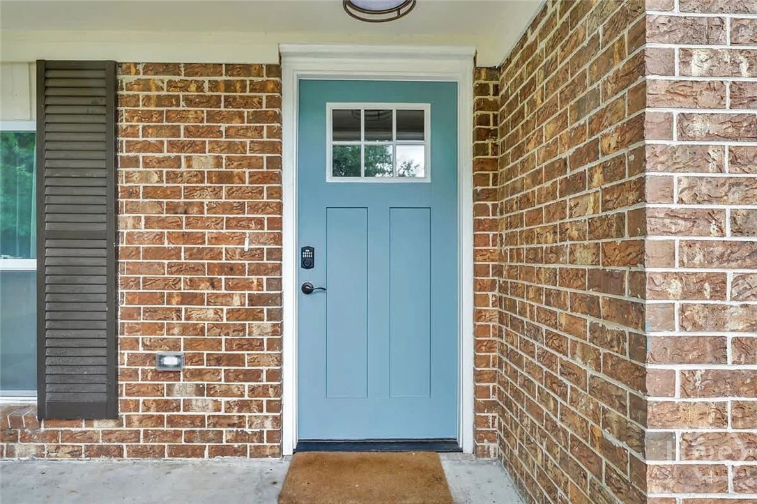 302 Manden Road Property Photo 4
