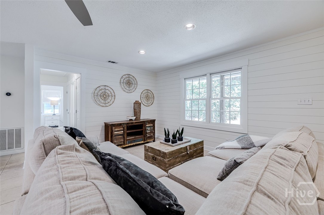32 Brookview Drive Property Photo 14