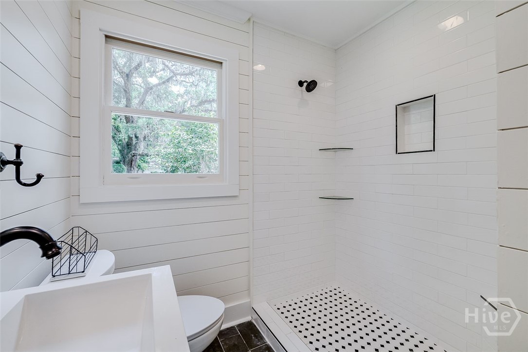32 Brookview Drive Property Photo 33