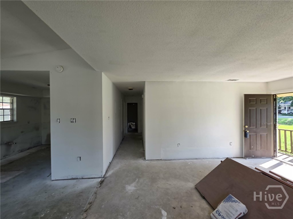 4407 Liberty Parkway Property Photo 6