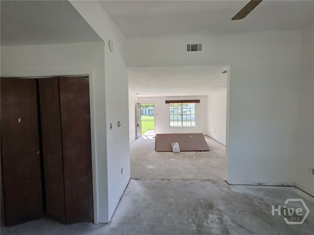 4407 Liberty Parkway Property Photo 10