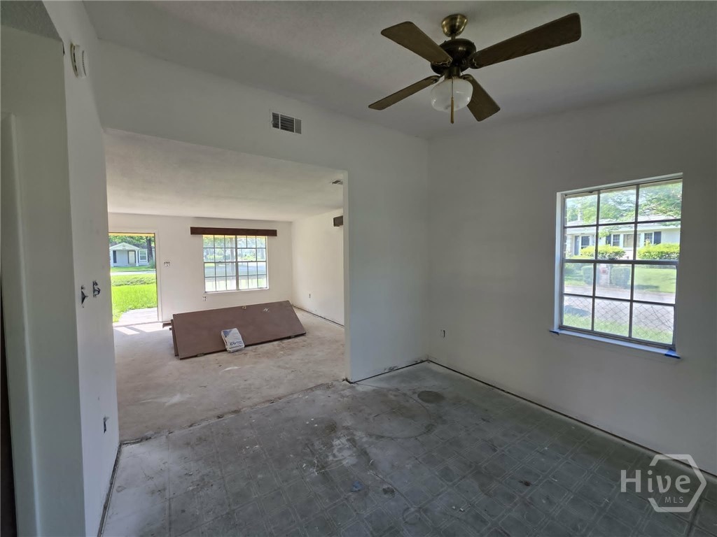 4407 Liberty Parkway Property Photo 11