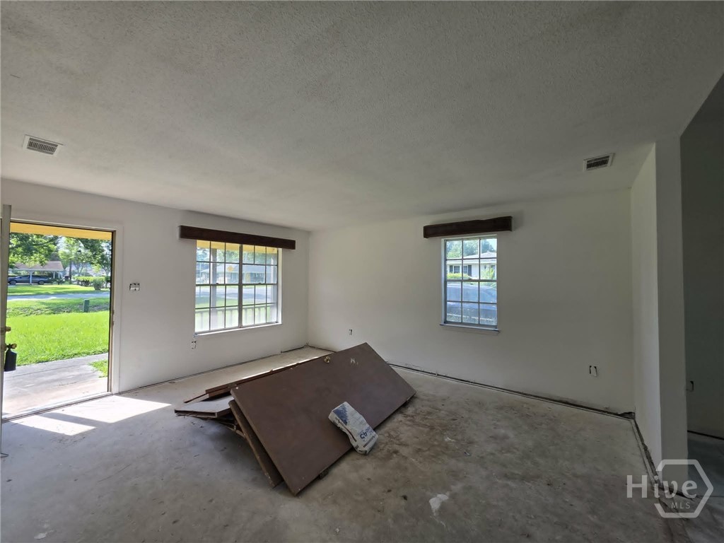 4407 Liberty Parkway Property Photo 13