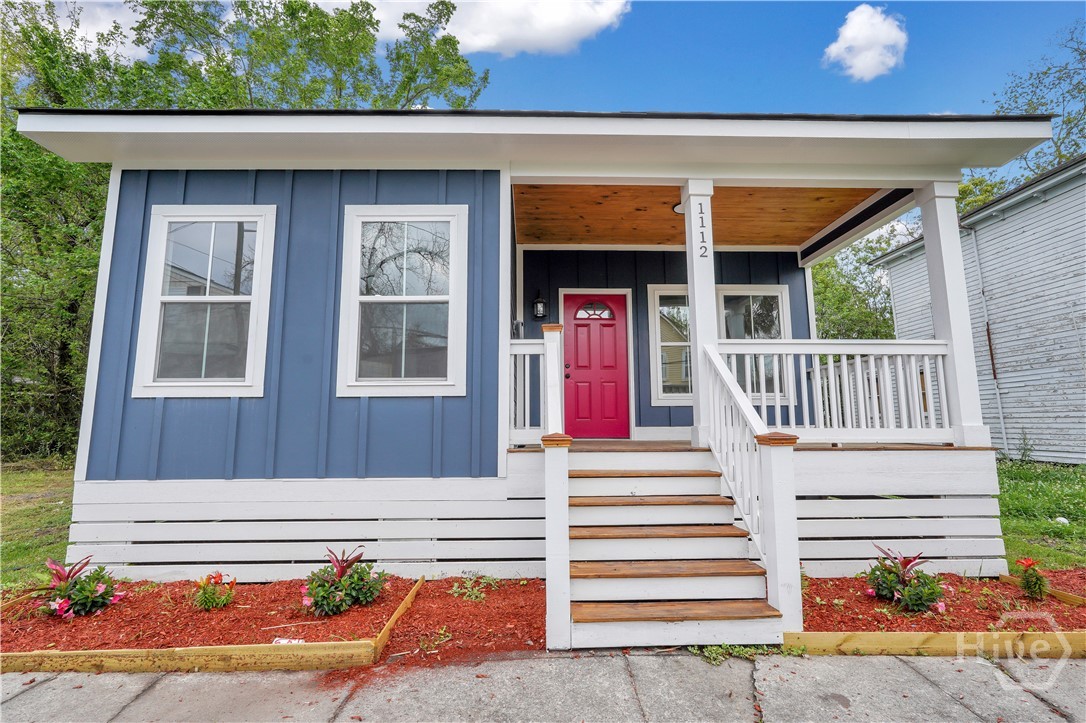 1112 E Waldburg Street Property Photo 1
