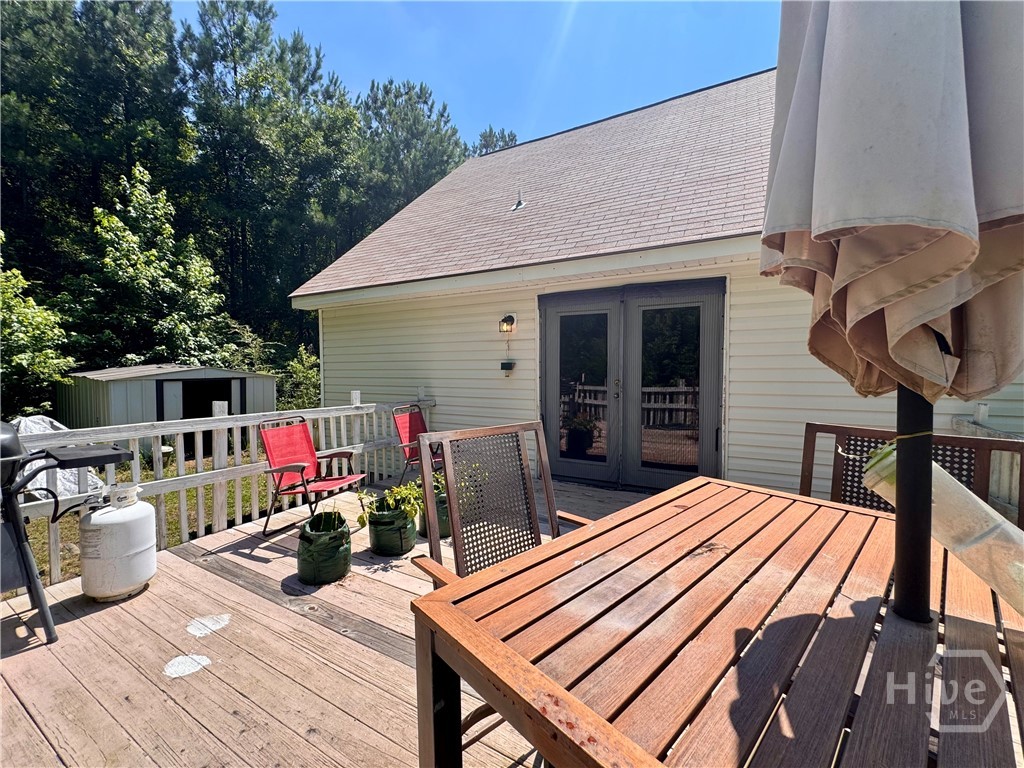 668 Henderson Road Property Photo 21