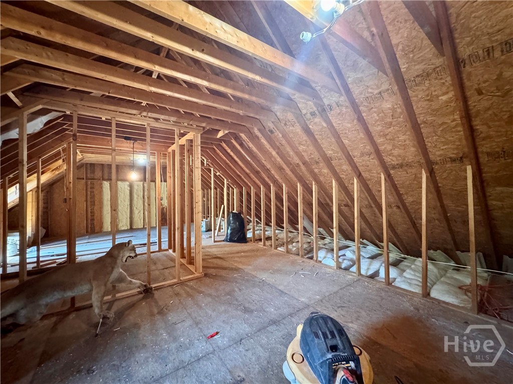 668 Henderson Road Property Photo 24