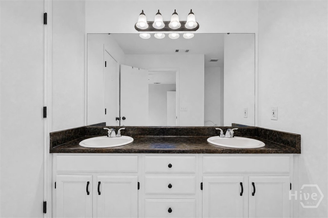 35 Cutler Drive Property Photo 29