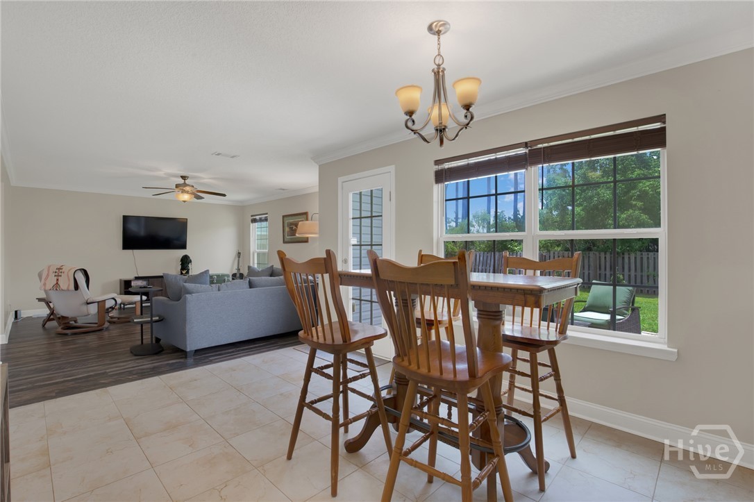 384 Manchester Court Property Photo 15