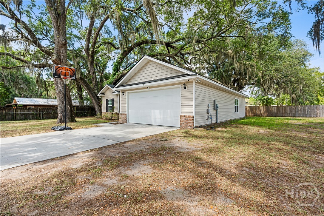 37 Douglas Road Property Photo 5
