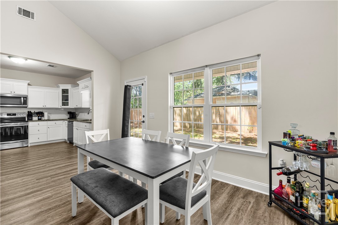 37 Douglas Road Property Photo 15