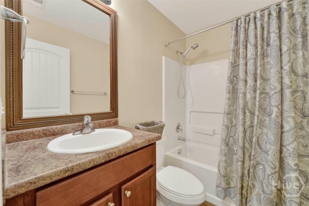 120 Fontenot Drive Property Photo 11