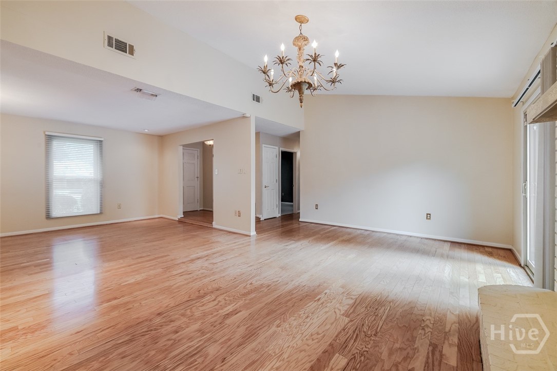 22 River Oaks Road Property Photo 10