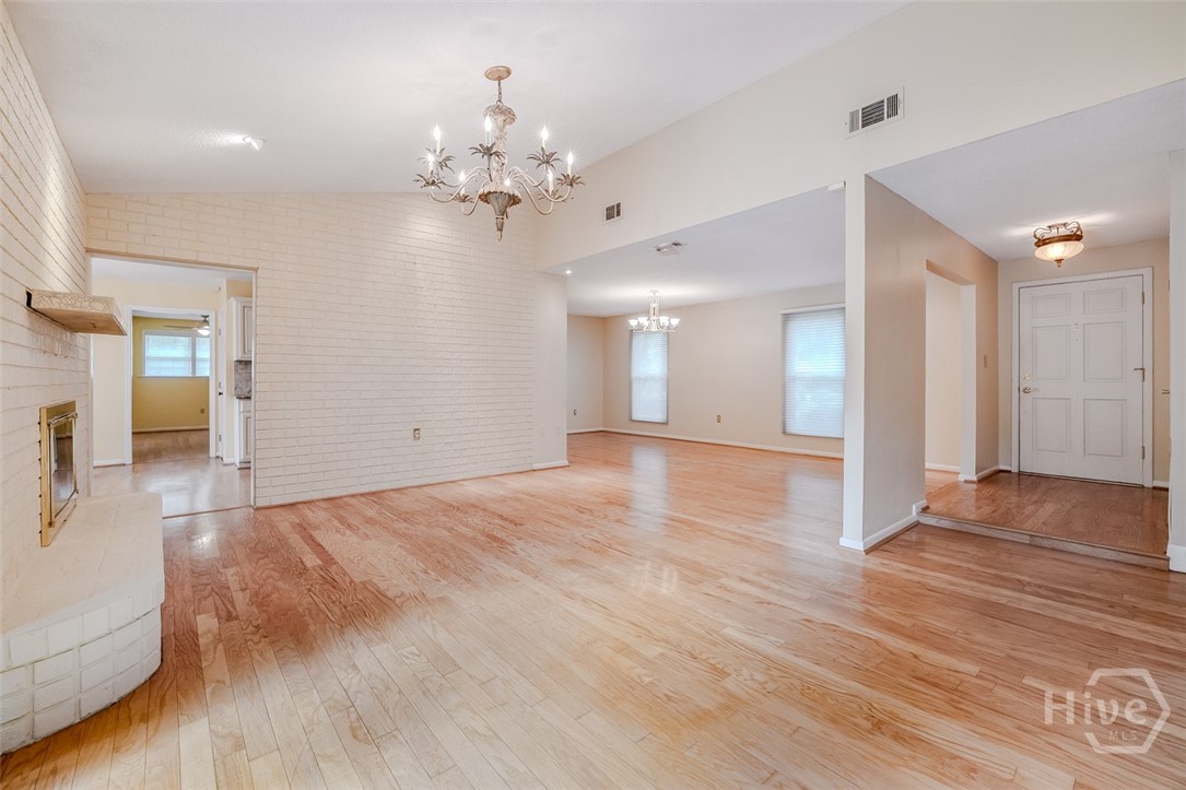 22 River Oaks Road Property Photo 11