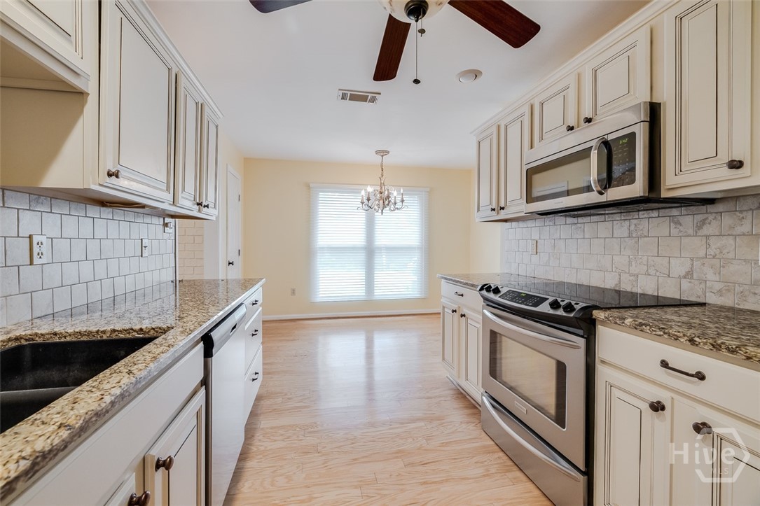 22 River Oaks Road Property Photo 17