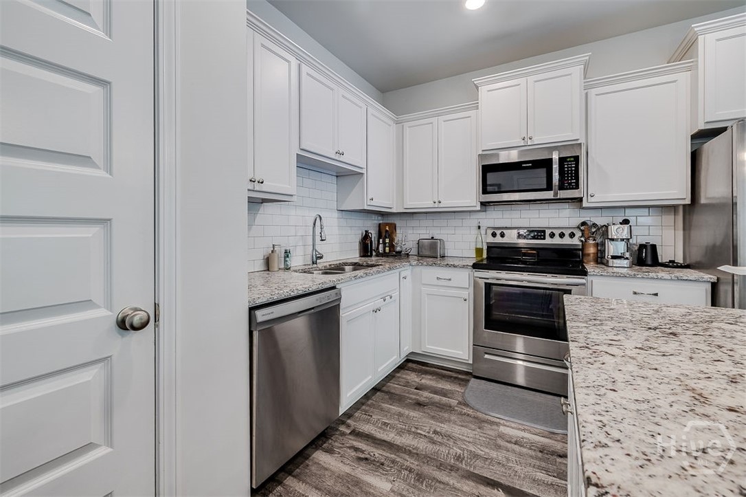 41 Leaf Court Property Photo 16