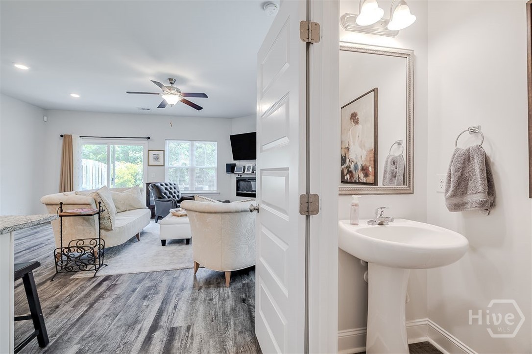 41 Leaf Court Property Photo 18