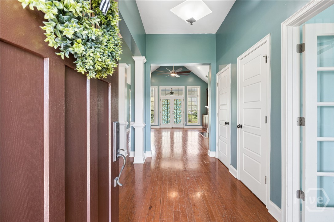 102 Del Mar Court Property Photo 5