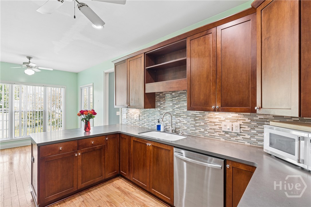 102 Del Mar Court Property Photo 16