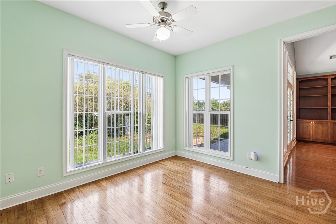 102 Del Mar Court Property Photo 17