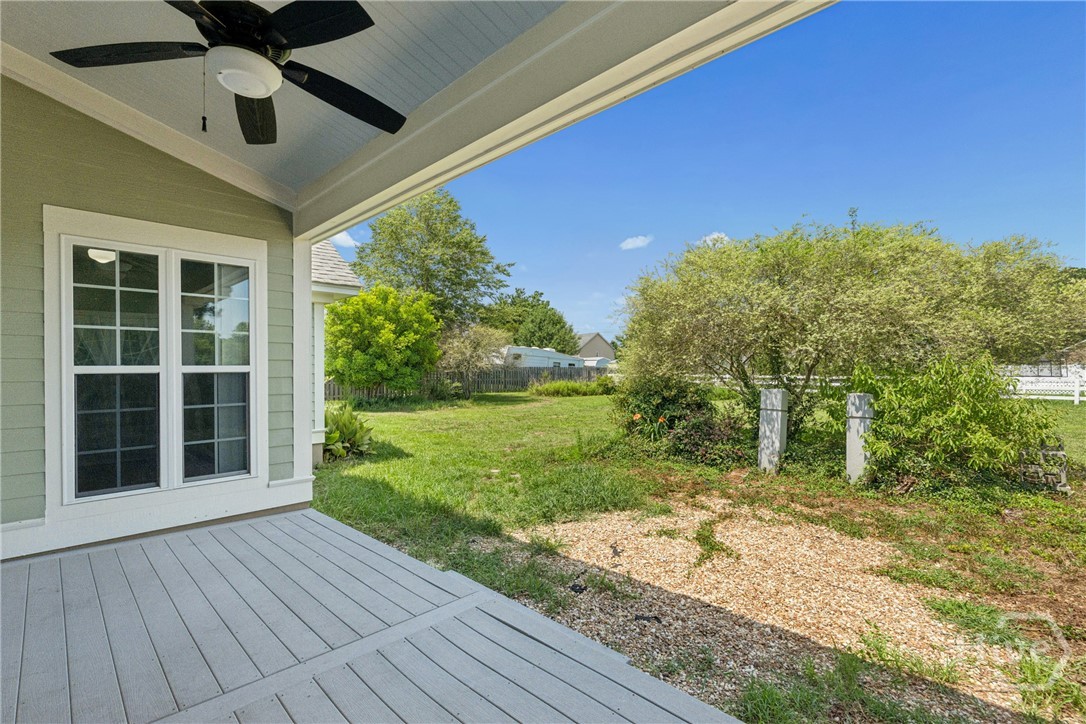 102 Del Mar Court Property Photo 33