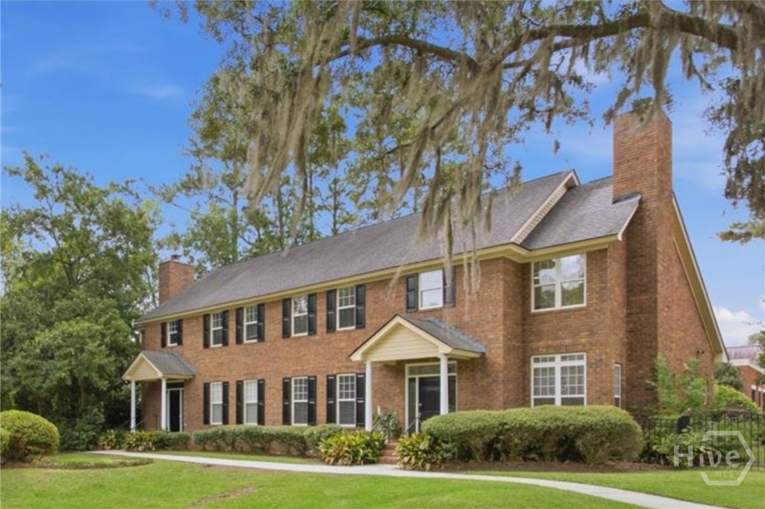 6 Roundtree Circle Property Photo 2