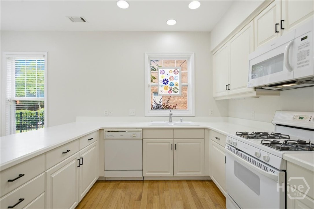 6 Roundtree Circle Property Photo 7
