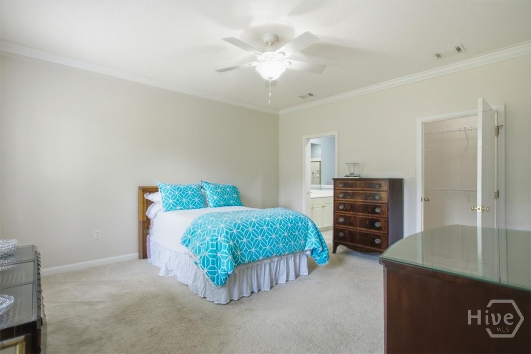 6 Roundtree Circle Property Photo 10