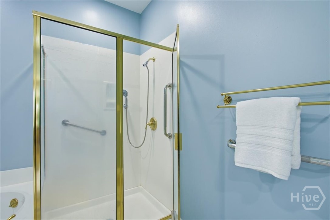 6 Roundtree Circle Property Photo 14