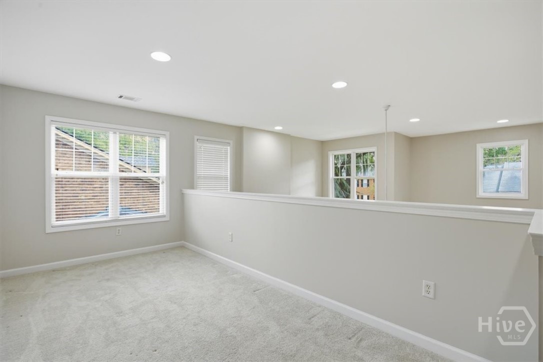 6 Roundtree Circle Property Photo 16