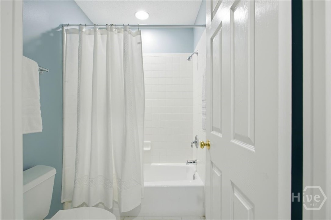 6 Roundtree Circle Property Photo 20