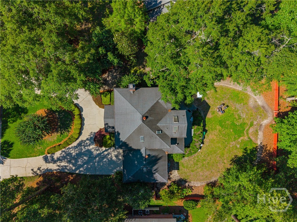 6 Cedar Point Drive Property Photo 3