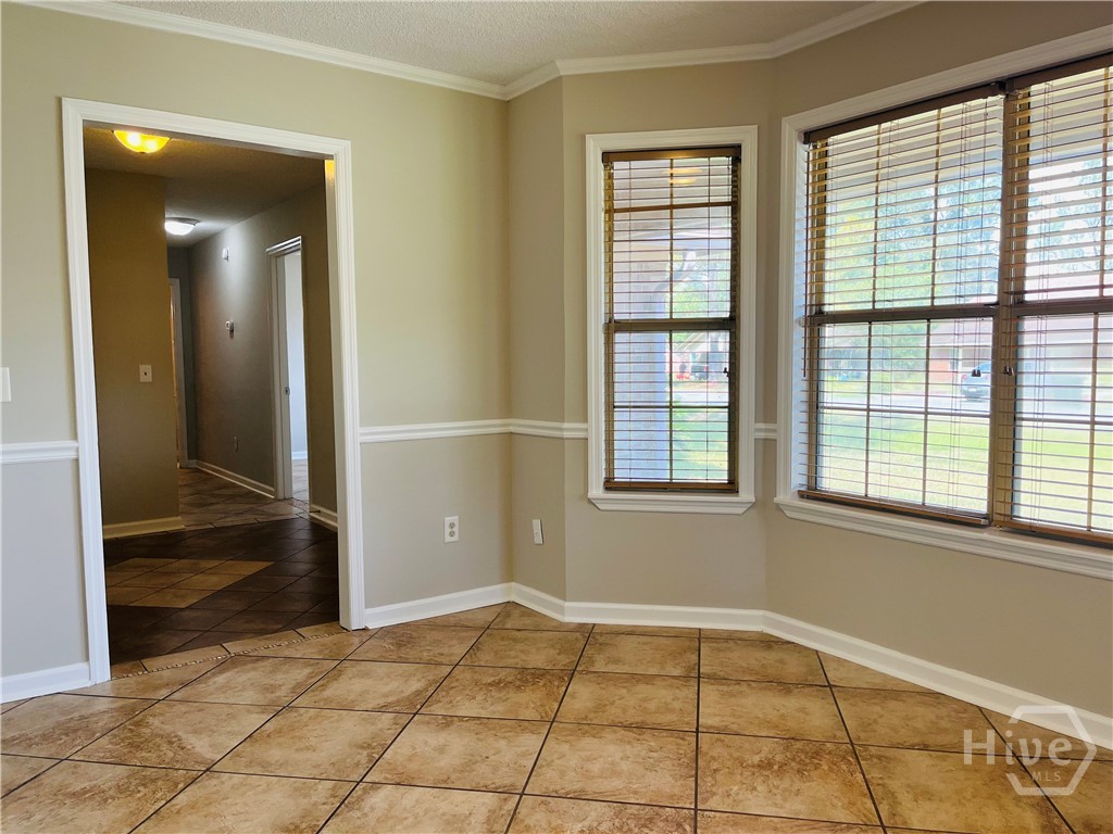 705 Dover Lane Property Photo 8