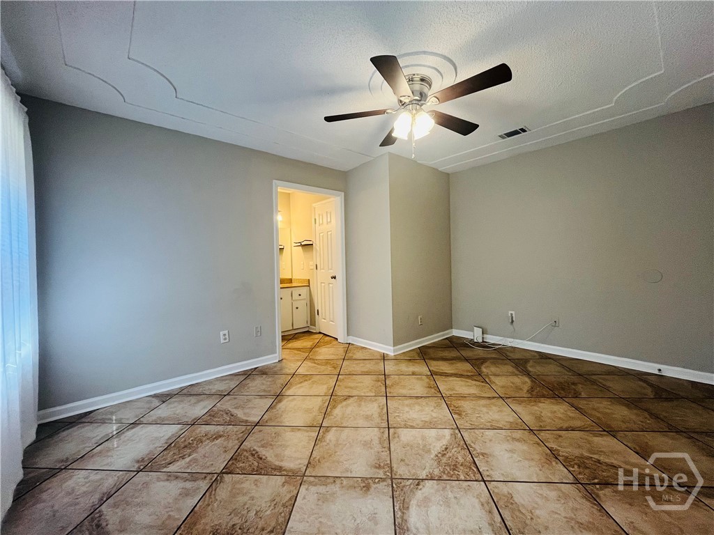 705 Dover Lane Property Photo 12