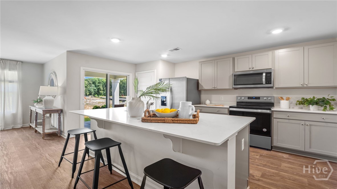 404 Mims Street Property Photo 10