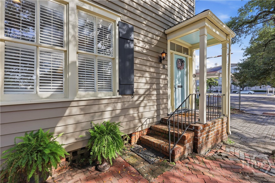 111 E Broad Street Property Photo 3