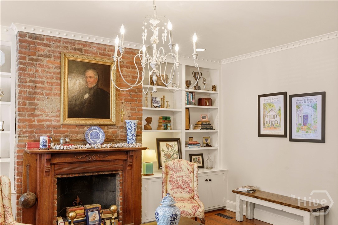111 E Broad Street Property Photo 11
