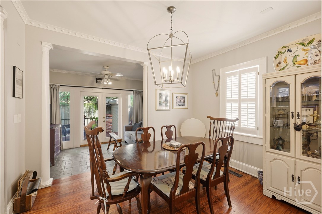 111 E Broad Street Property Photo 15