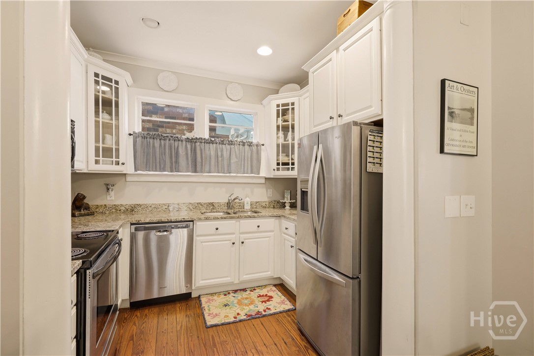 111 E Broad Street Property Photo 16