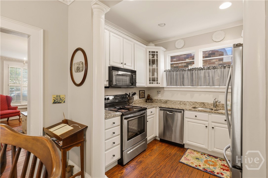 111 E Broad Street Property Photo 17