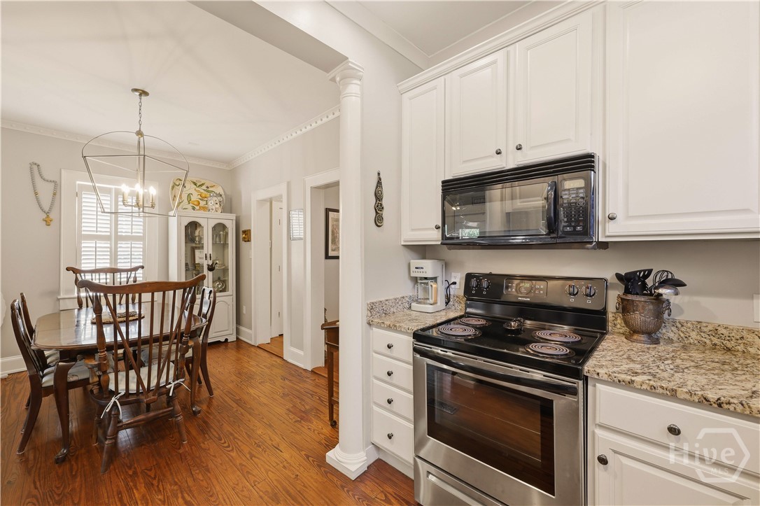 111 E Broad Street Property Photo 20