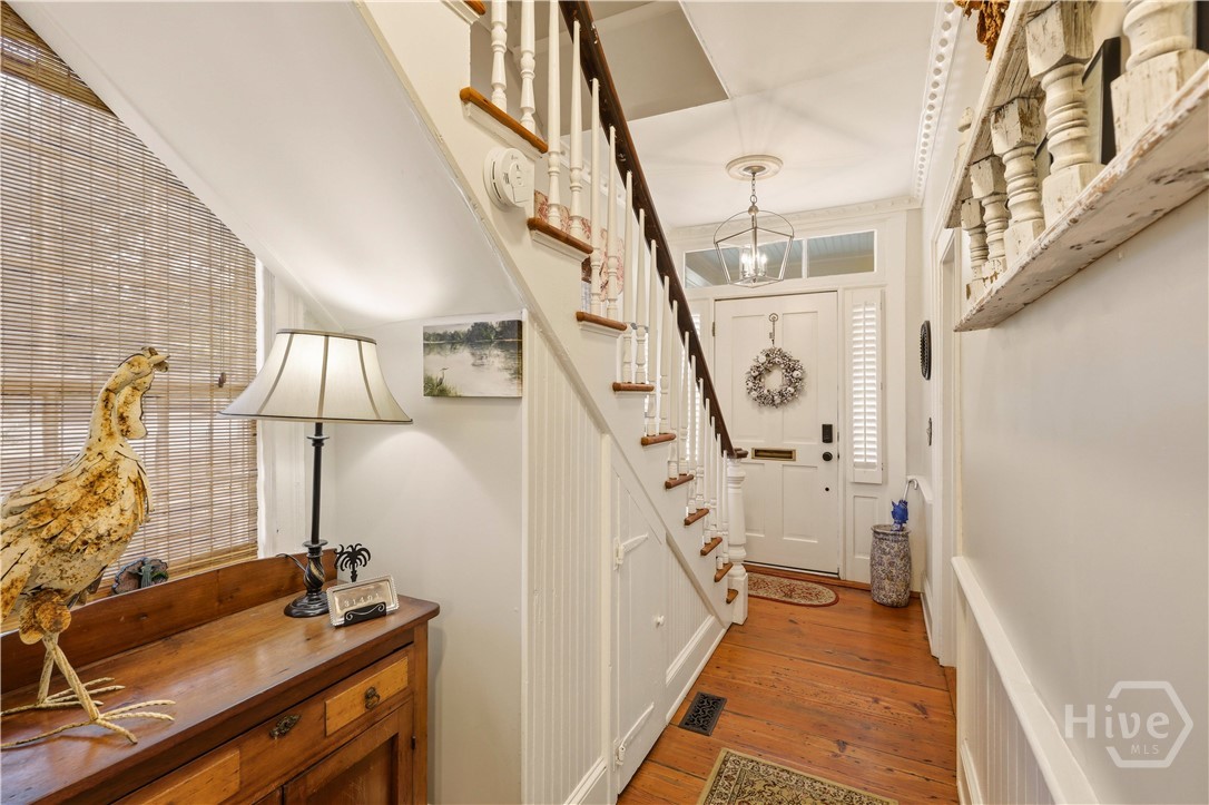 111 E Broad Street Property Photo 35