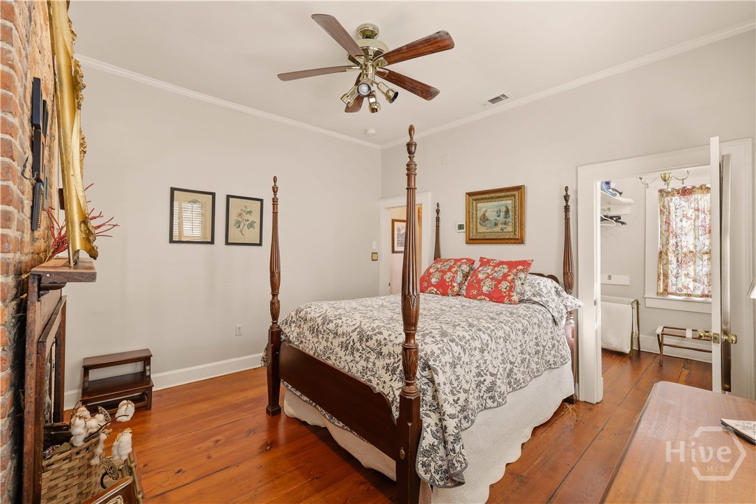 111 E Broad Street Property Photo 38
