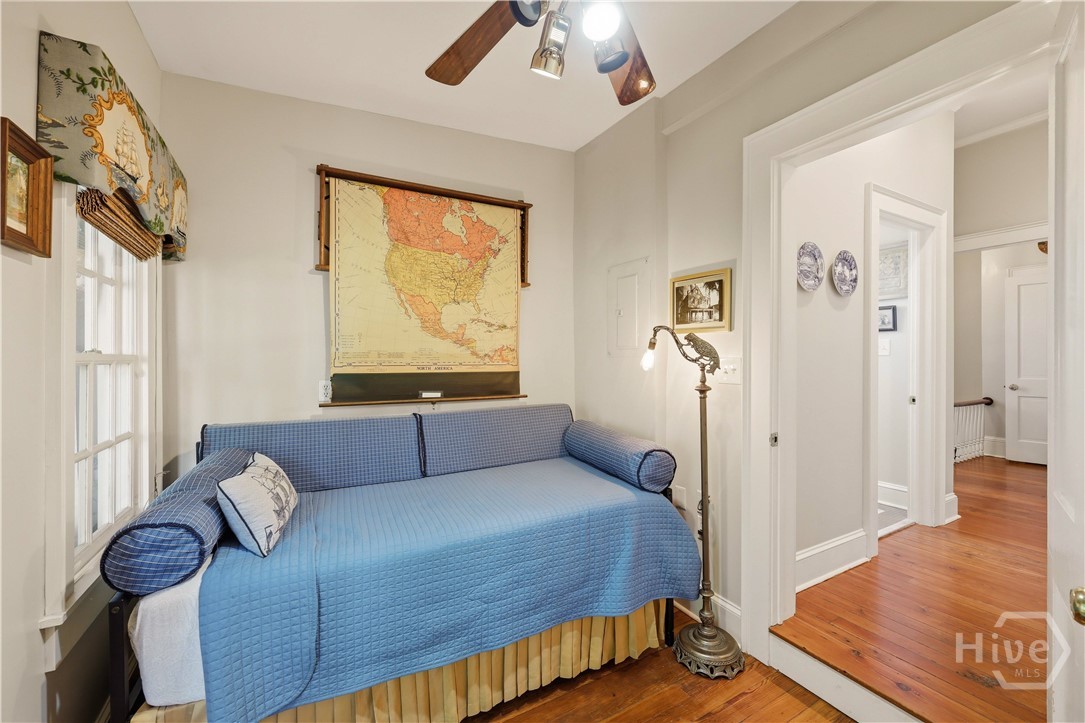 111 E Broad Street Property Photo 55