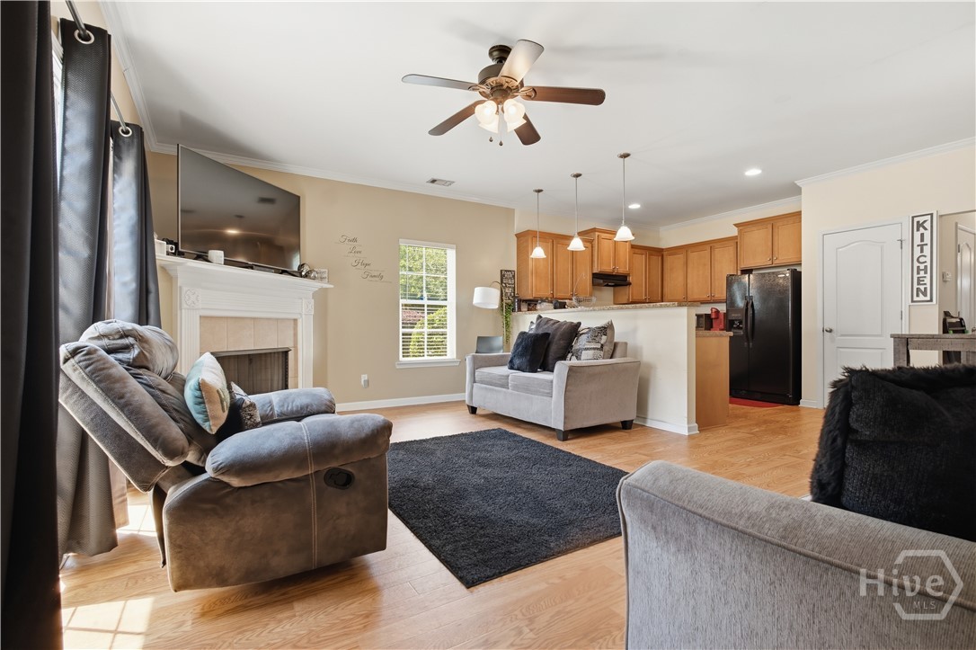 1 Red Robin Court Property Photo 6